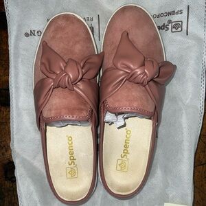 Spence Women's Pink Bow Slip-On Shoes 8.5 B